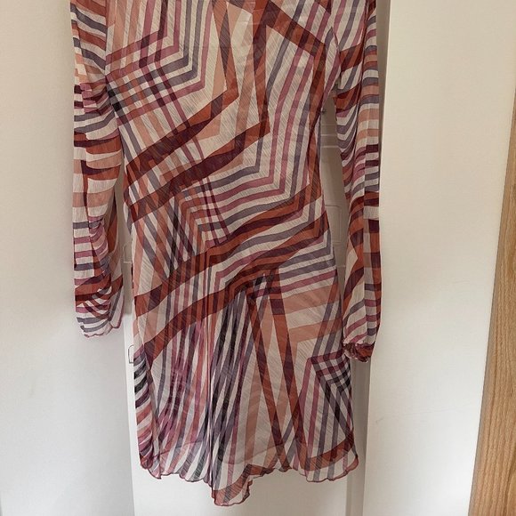 Sheer Abstract Tunic - Picture 3 of 3